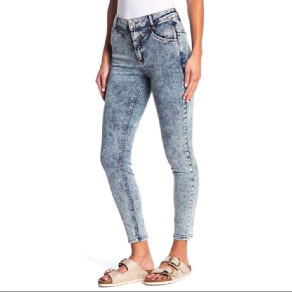Free People We the Free Riley seamed skinny jeans acid washed y2k denim, sz 27